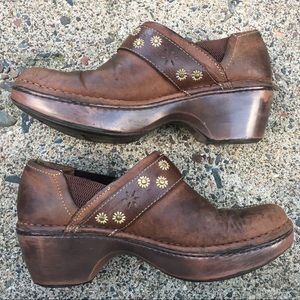 Ariat Leather Clogs, size 9B US